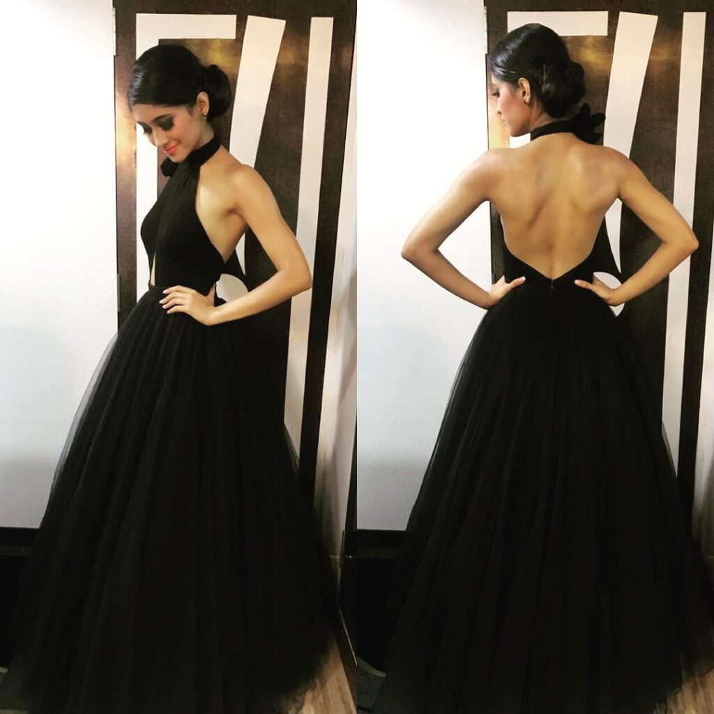 Take a look at Shivangi Joshi's Perfect Evening Gowns Collection 5