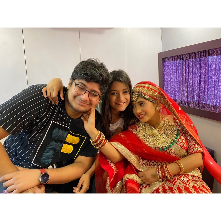 These Family Photos of Shivangi Joshi will make your day - 4