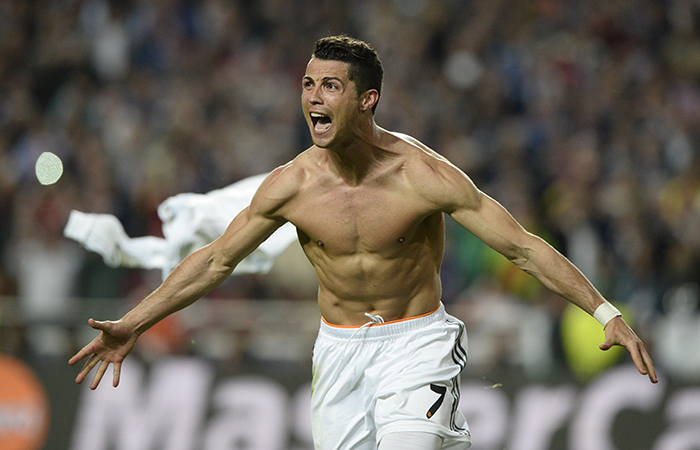 Times When Cristiano Ronaldo Raised The Temperatures With His Amazing Fitness - 1