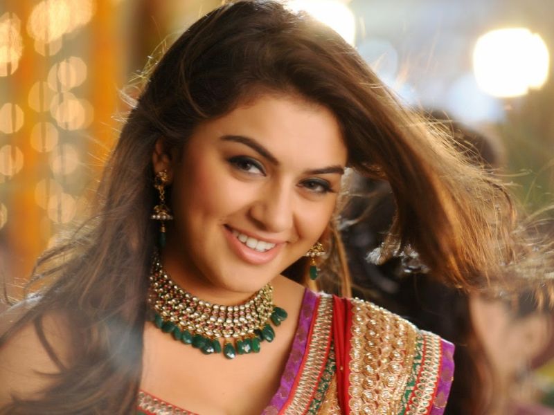 Times when Hansika Motwani slew heavy outfits with ease