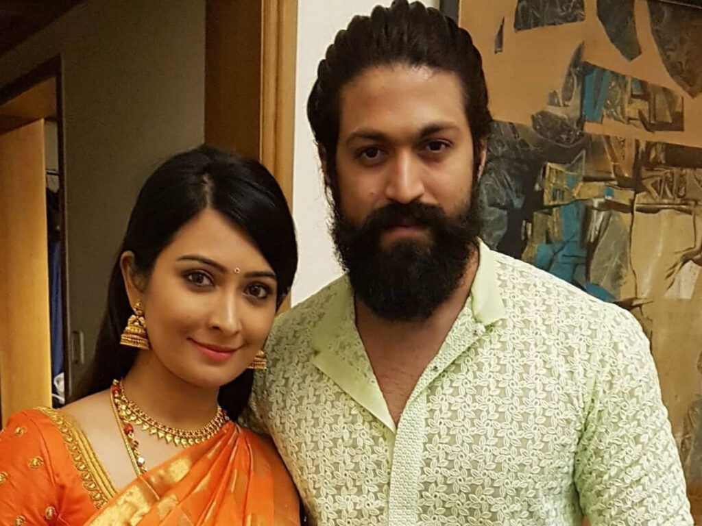 Yash and Radhika Pandit’s Best Fashion Moments - 9