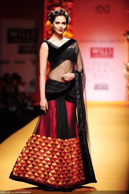 When Angelina Jolie totally rocked in sarees - 0