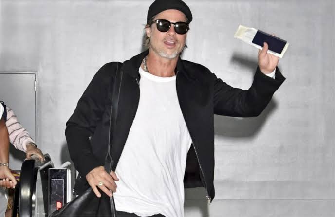 10 Brad Pitt’s Casual Outfits to keep your style on point this summer - 2