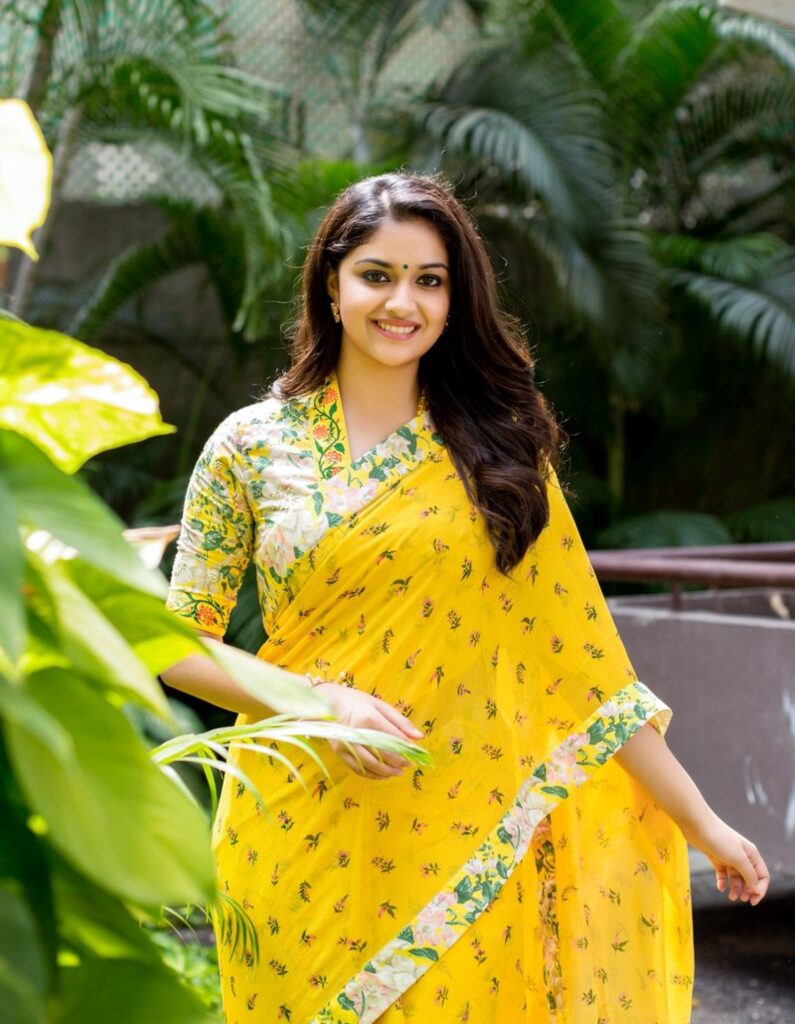 7 Keerthy Suresh’s Outfits are perfect for Mehendi ceremony - 4