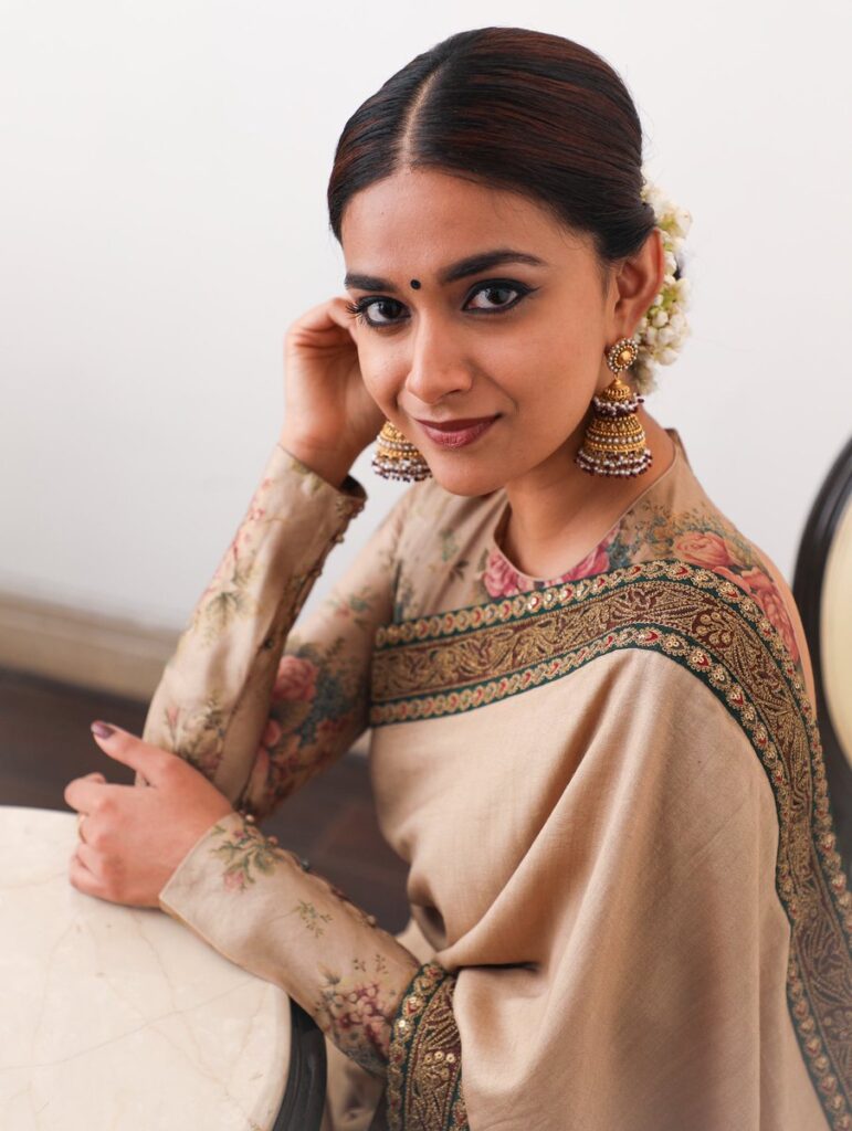 7 Keerthy Suresh’s Outfits are perfect for Mehendi ceremony - 5