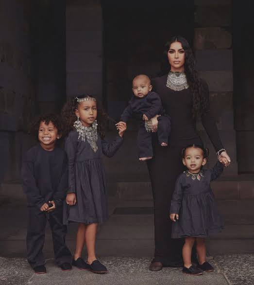 7 Kim Kardashian Family Moments You’ll Never Forget - 5