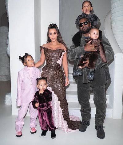 7 Kim Kardashian Family Moments You’ll Never Forget - 2