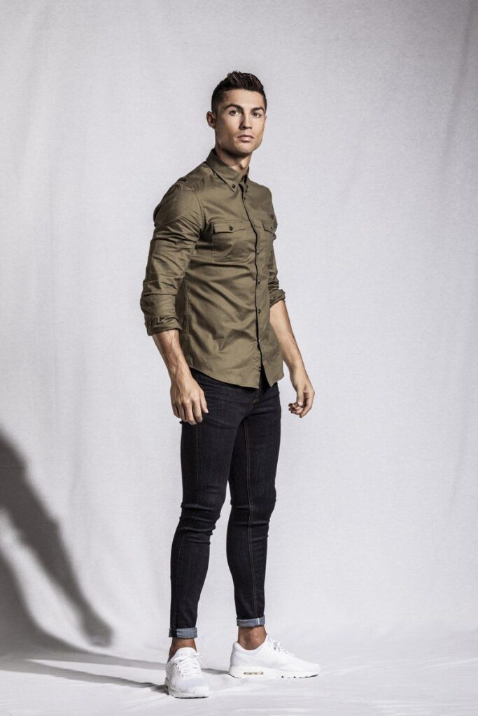 These Pictures Prove Why Cristiano Ronaldo Can Be The Perfect Fashion Icon - 2