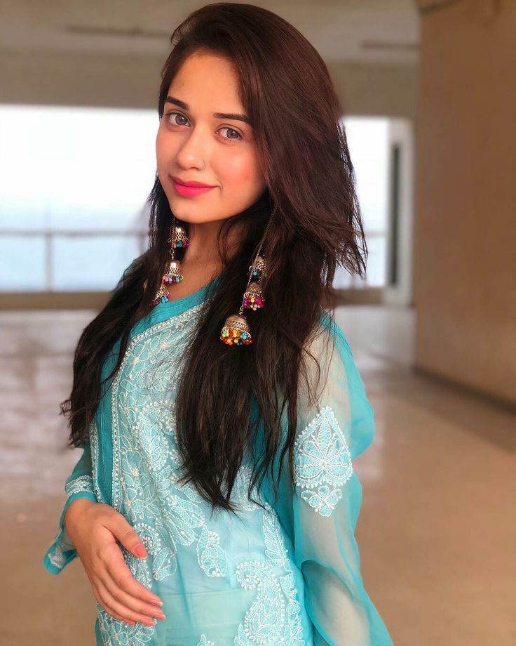 Anushka Sen or Jannat Zubair: Who is the ultimate BEAUTY QUEEN? - 2