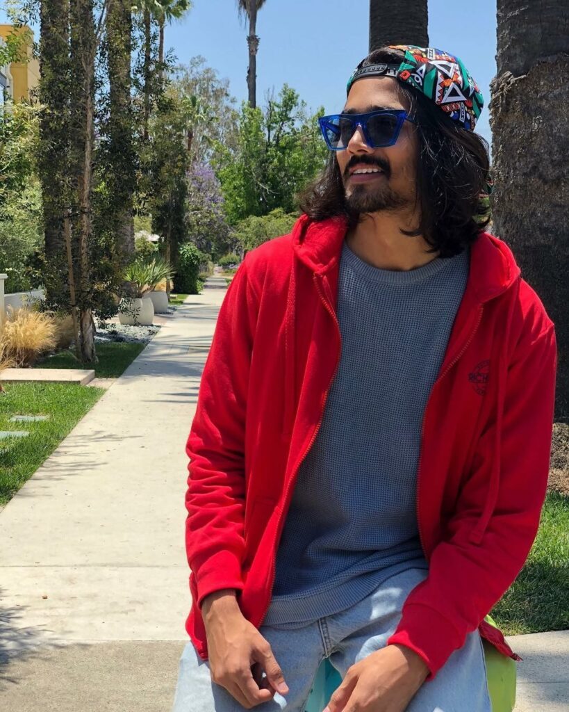 Ashish Chanchlani Vs Bhuvan Bam: Which YouTuber has the best dressing sense? - 1