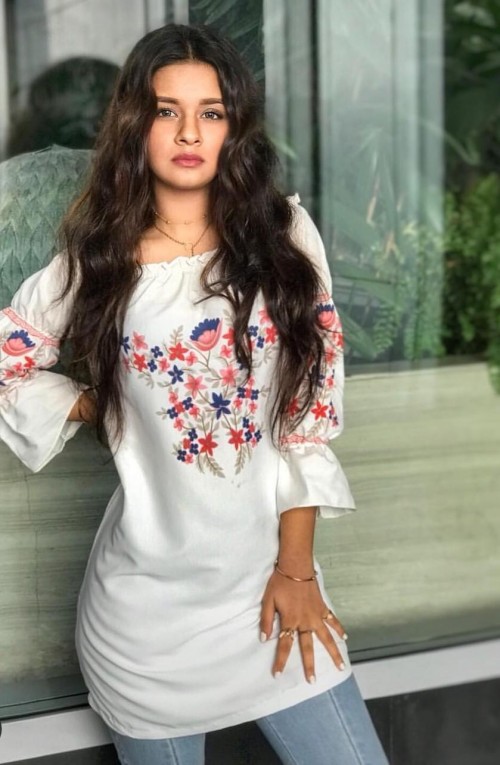 Avneet Kaur’s fusion style never fails to leave us stunned - 1