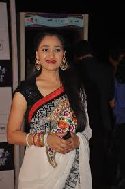 Best Saree Outfits From Disha Vakani In Taarak Mehta Ka Ooltah Chashmah - 1