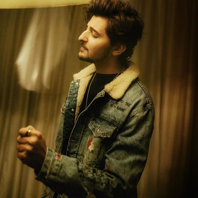 Darshan Raval is a true fashionista and his latest Instagram pictures are proof! - 2