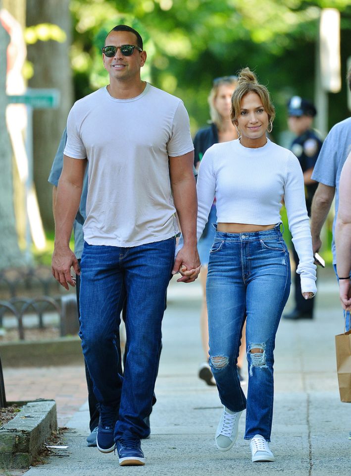 Every Time Jennifer Lopez And Alex Rodriguez Give Major Relationship Goals! - 0