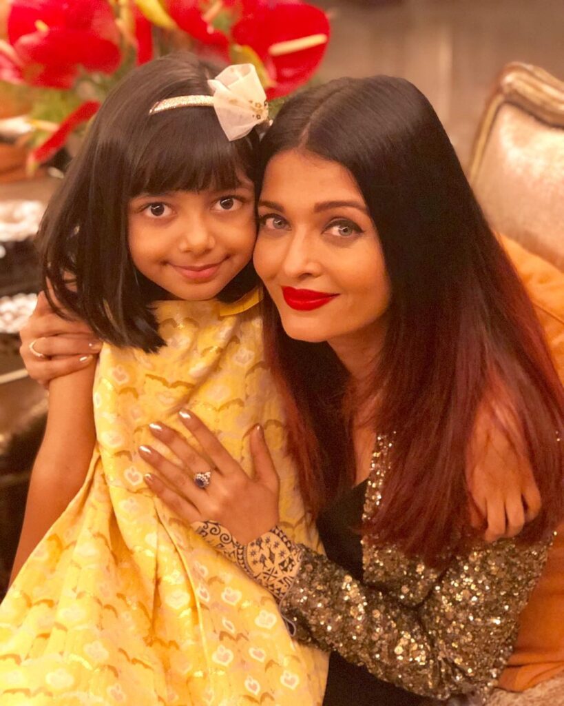 #Throwback To Aishwarya Rai Bachchan And Aaradhya Bachchan’s Twinning Moment Together - 1