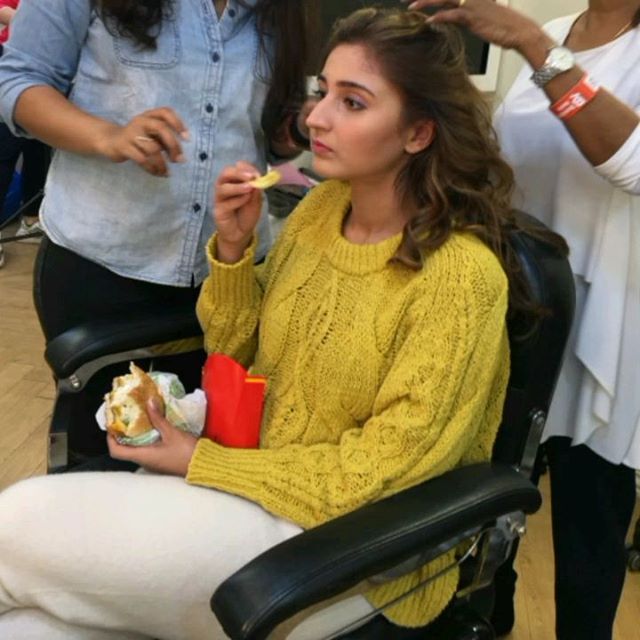 Here’s why Dhvani Bhanushali is the Internet’s favorite girlfriend - 1