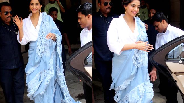 How to Dress Up In Denim Like Sonam Kapoor? - 1