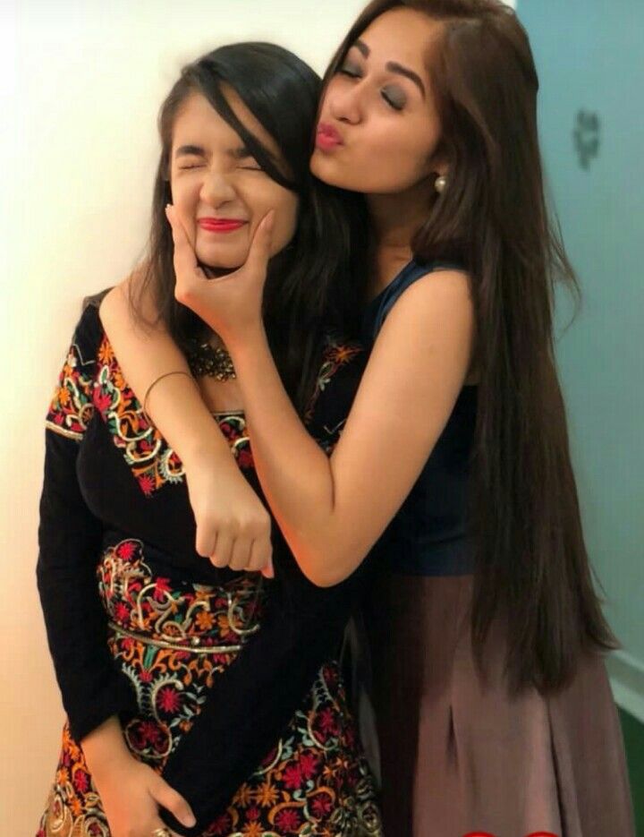 Jannat Zubair Rahmani and Anushka Sen MASTI Moments - 1