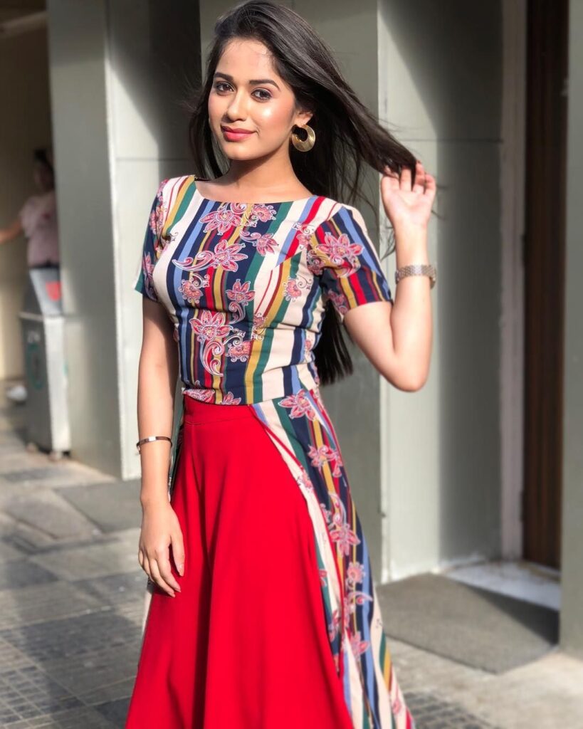 Jannat Zubair Slays In Printed Outfits with an Ethnic Twist, Check out! - 0