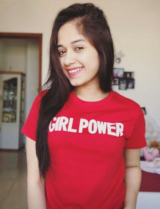 Jannat Zubair’s Tee Collection we would love to buy - 1