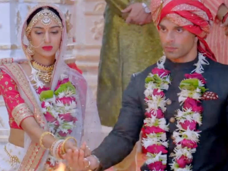 Kasautii Zindagii Kay: Once Again Prerna And Mr. Bajaj Screaming Chemistry Is BACK - 3