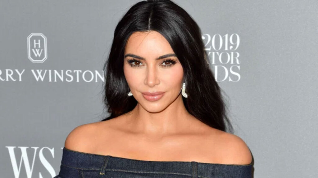 Kim Kardashian needs suggestions to keep her kids ENTERTAINED