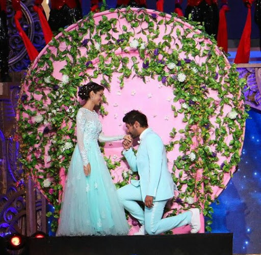 Kumkum Bhagya: Abhi and Pragya’s ROMANTIC dance moments - 0