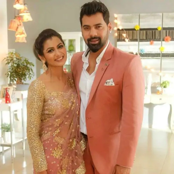 Kumkum Bhagya: Best Of Family Function Outfits Of Sriti Jha and Shabir Ahluwalia - 2