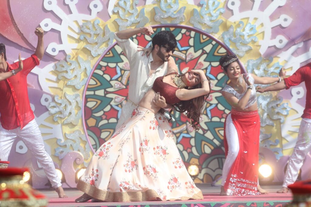 Kundali Bhagya’s Karan and Preeta set the stage on fire in Holi special Rang Malang - 1