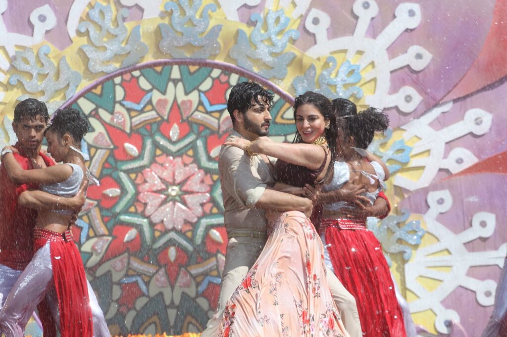 Kundali Bhagya’s Karan and Preeta set the stage on fire in Holi special Rang Malang - 2