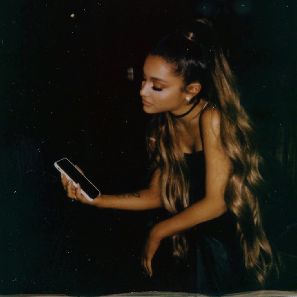 These Instagram Photos Proved Ariana Grande Is A True Fashion Diva - 6