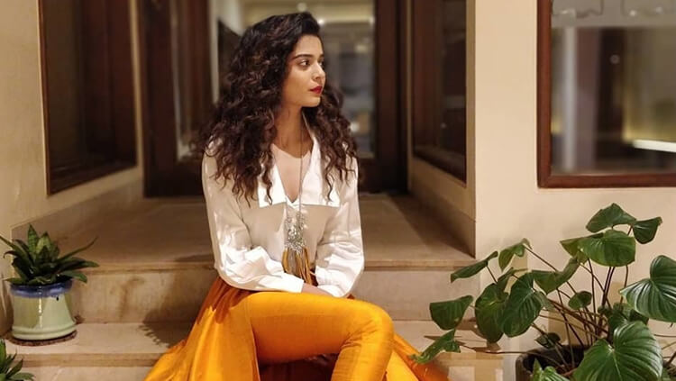 Mithila Palkar fusion style never fails to leave us stunned - 0