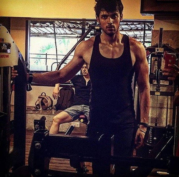 Parth Samthaan, Zain Imam, Karan Wahi and Other TV Celebs Who Take Their Workout Seriously - 0