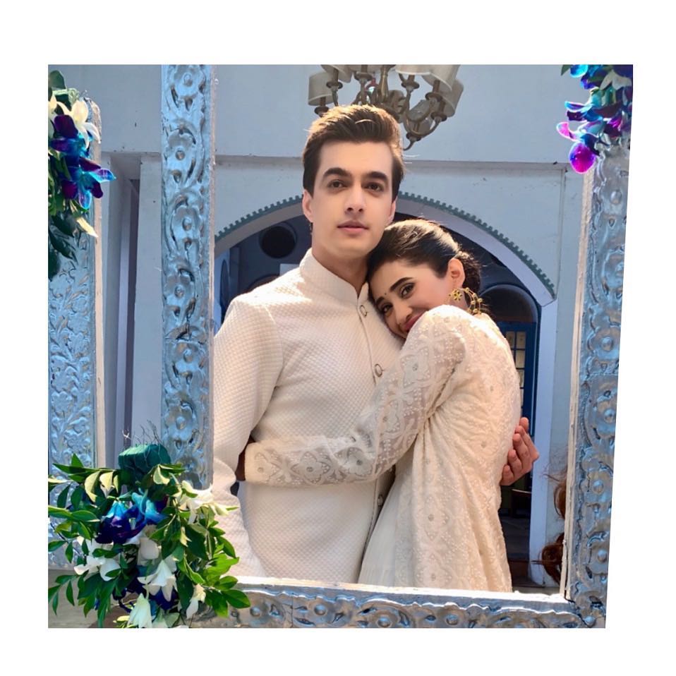 Every time Shivangi Joshi and Mohsin Khan give major relationship goals! - 6