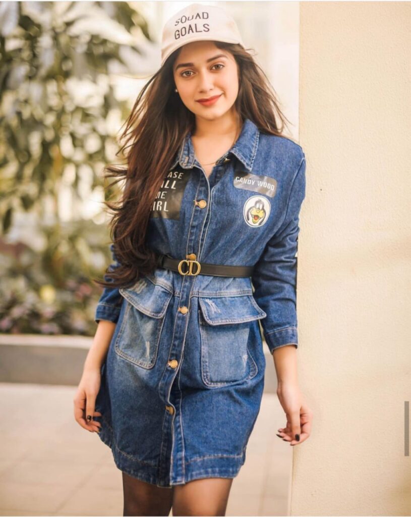 Steal the Girl-Next-Door Vibe from Jannat Zubair and Anushka Sen’s Casual Style! - 0