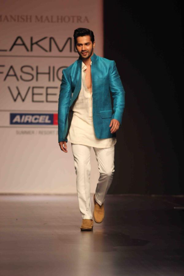 Style Tips: 10 style lessons to learn from Varun Dhawan - 6