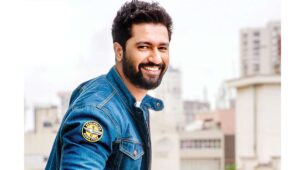 Vicky Kaushal crushes rumours of stepping out during lockdown, tags Mumbai Police in his clarification post