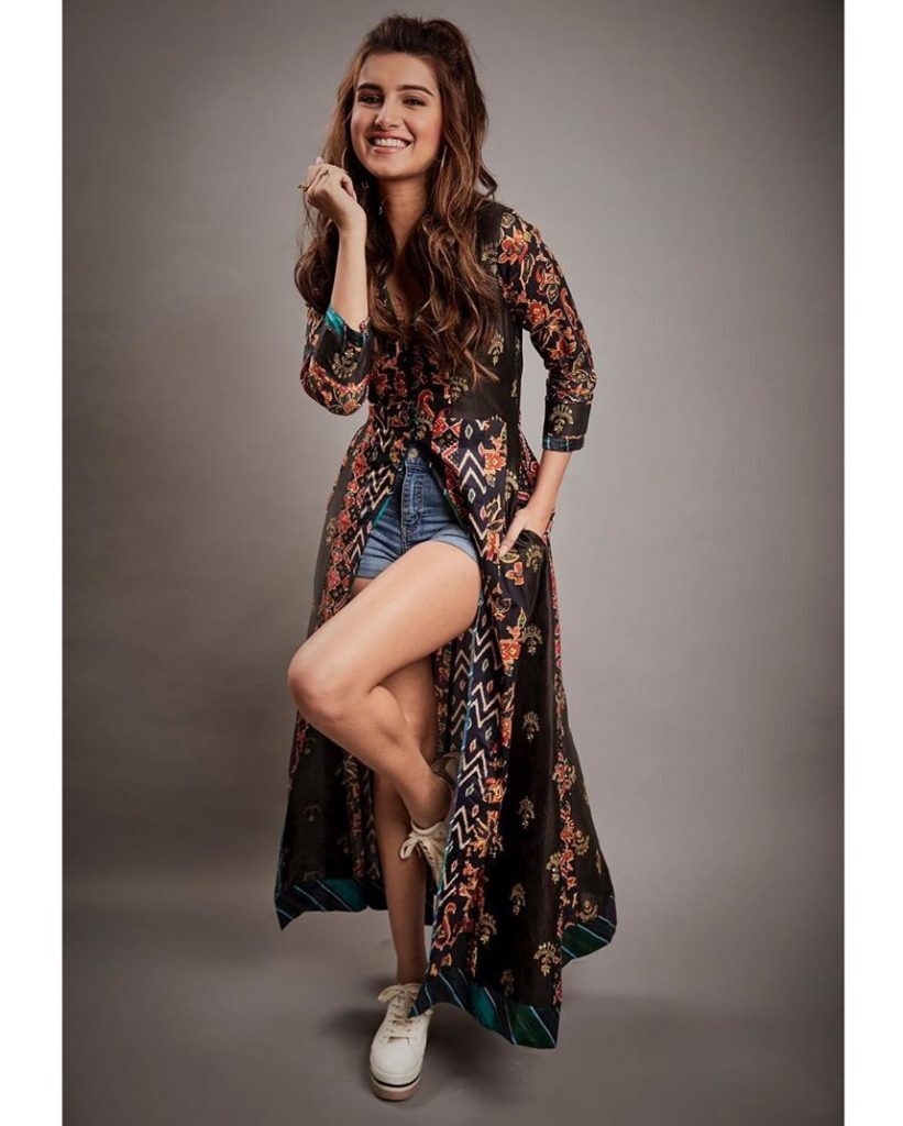 Times when Tara Sutaria stuns in a floral dress - 2