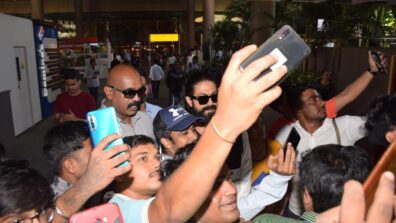 WOW: KGF superstar Yash gets hounded by fans for selfies at Mumbai Airport.