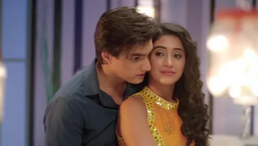 Yeh Rishta Kya Kehlata Hai: Best Of Mohsin Khan And Shivangi Joshi Aka ‘KAIRA’ Back Hugs Till Date! - 5