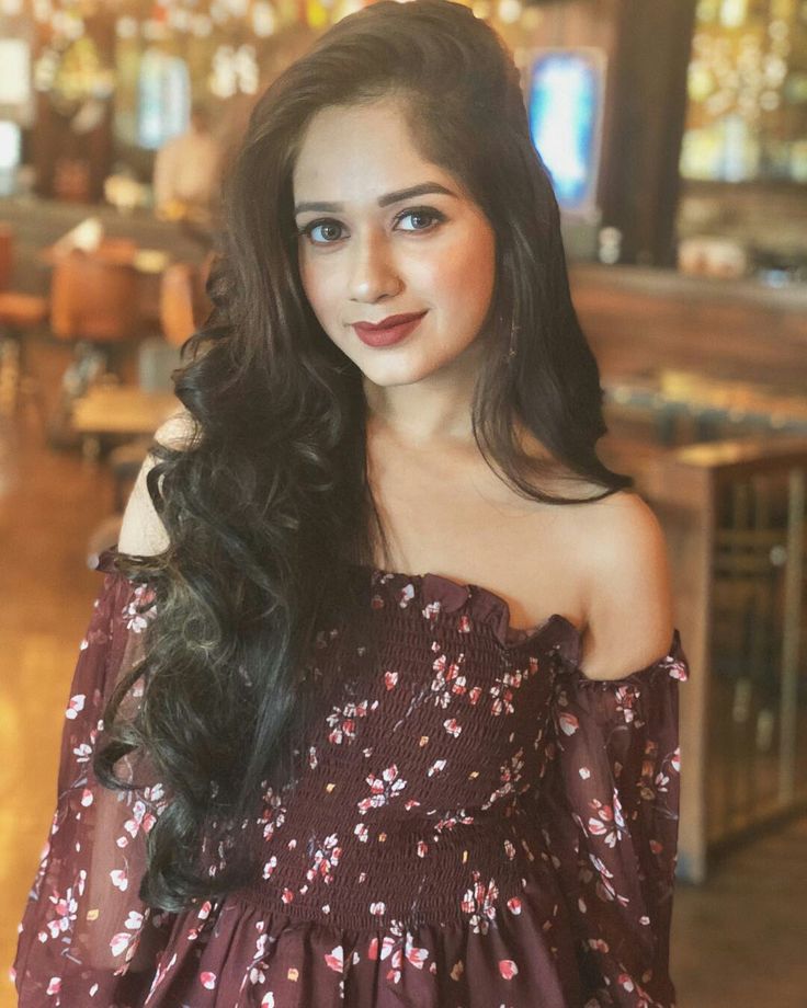 5 Jannat Zubair’s Printed Outfit Ideas Which Will Leave You Mesmerized - 0