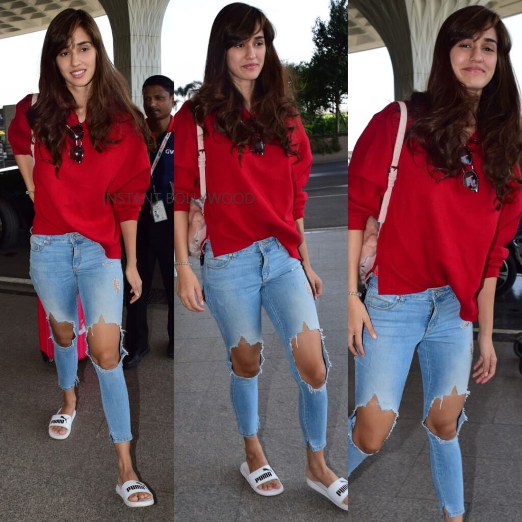 Airport Diaries: Kriti Sanon, Vaani Kapoor, Disha Patani, Kiara Advani’s no-makeup look! - 4