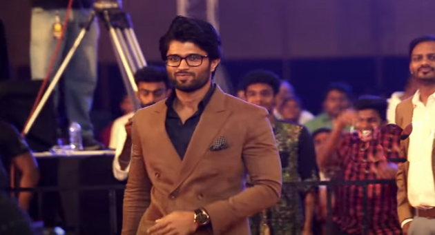 Allu Arjun Or Vijay Deverakonda: Tollywood Actor On-Ramp Walks - 1