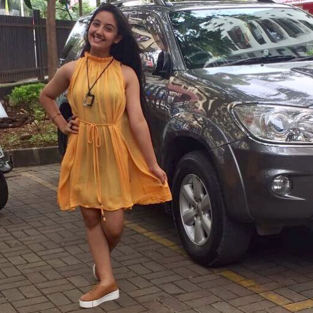 Ashnoor Kaur, Arishfa Khan, Mithila Palkar: 9 Summer Outfits You Can Actually Wear to Work - 8