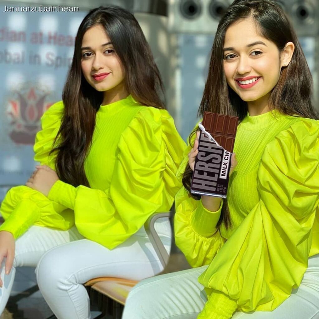 Avneet Kaur And Jannat Zubair Dazzle in Neon; See Pics - 1