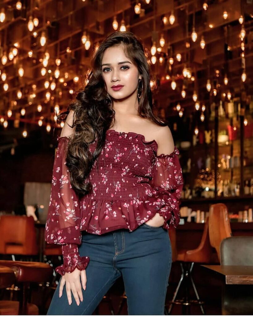 Jannat Zubair is a fashionista and these pictures are proof! - 8