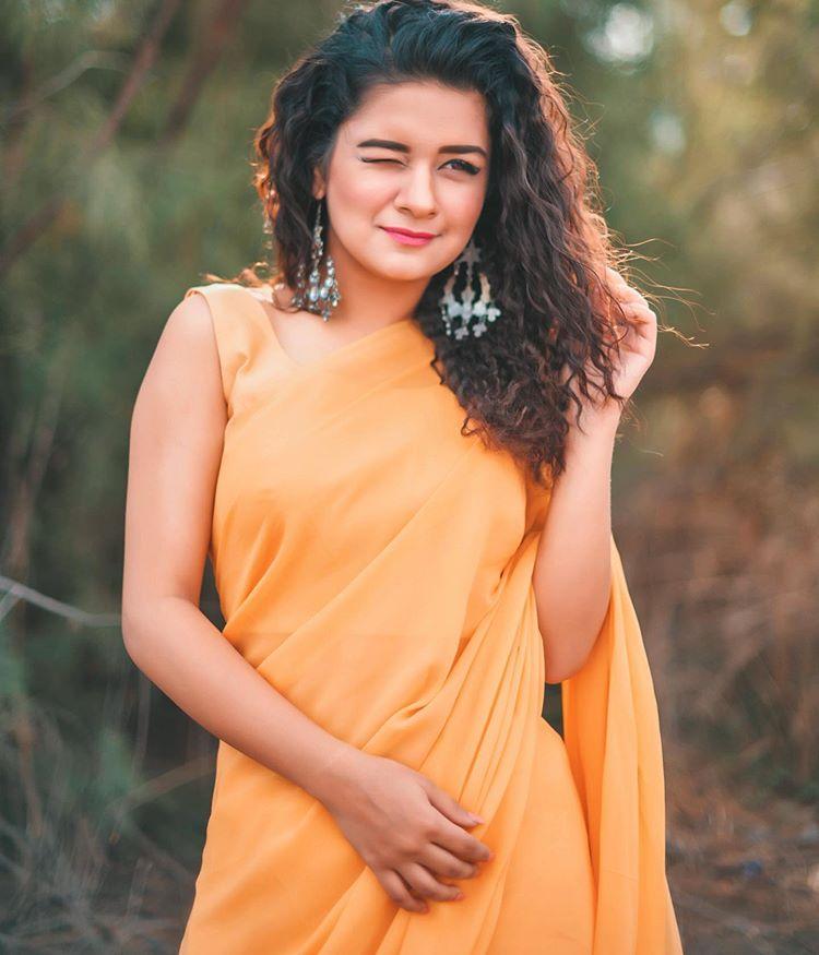 Be It Sarees or Ethnic Fusion Wear, How Avneet Kaur Rocked in Every Avatar! - 1