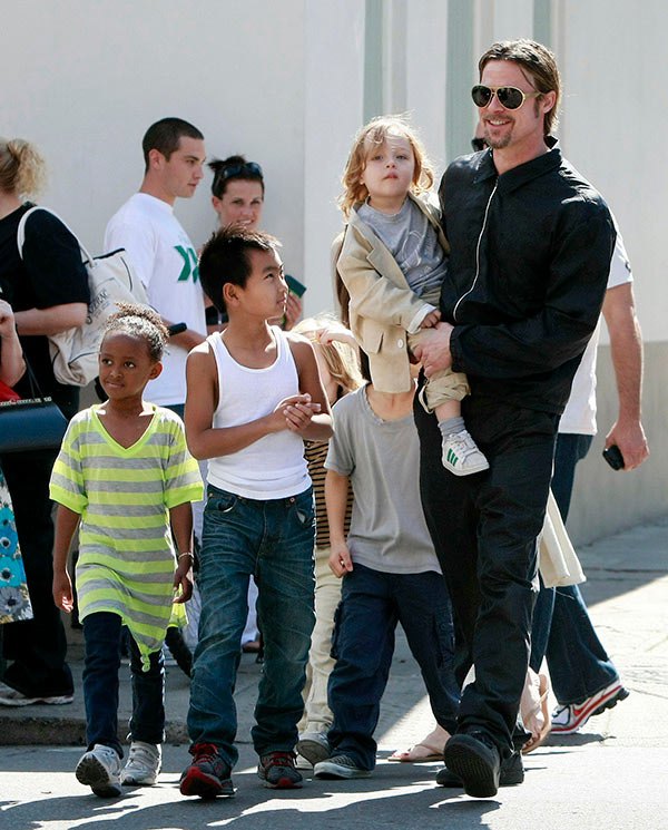 Brad Pitt’s pictures with his kids will surely brighten up your day - 2