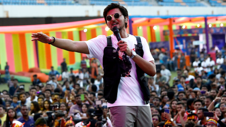 Darshan Raval's Biggest Fan Moments