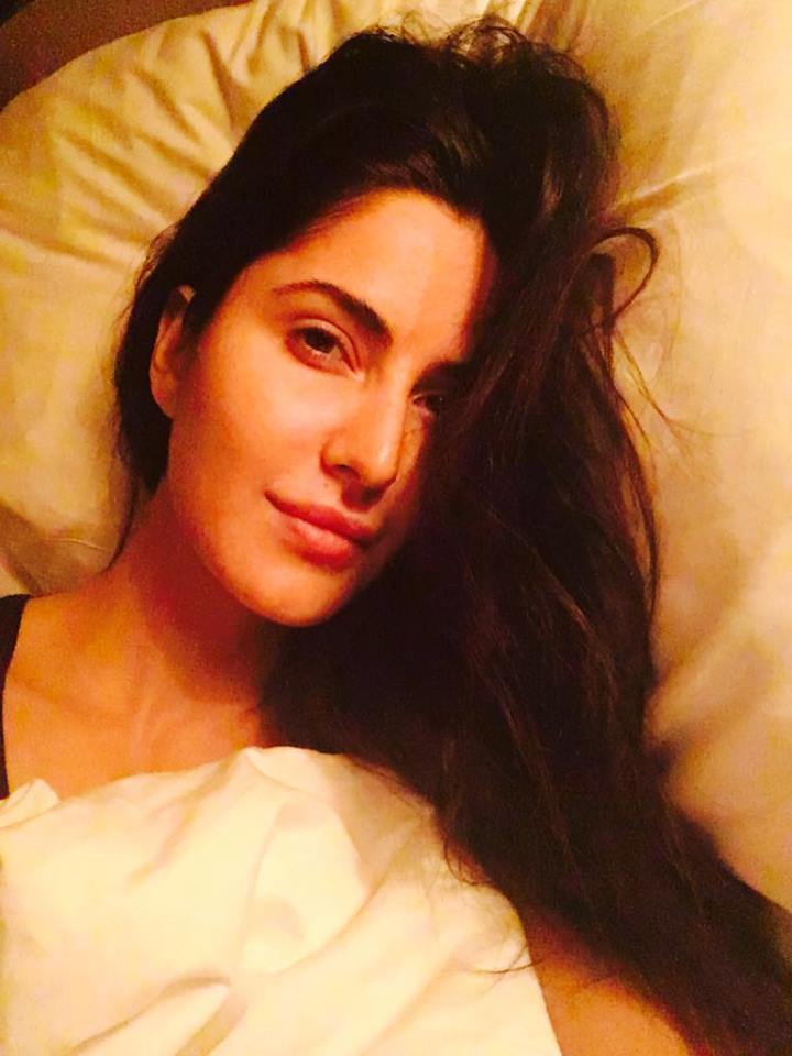 Disha Patani, Kareena Kapoor, Katrina Kaif, Sonakshi Sinha: Who nailed the selfie game with no make-up looks? - 0